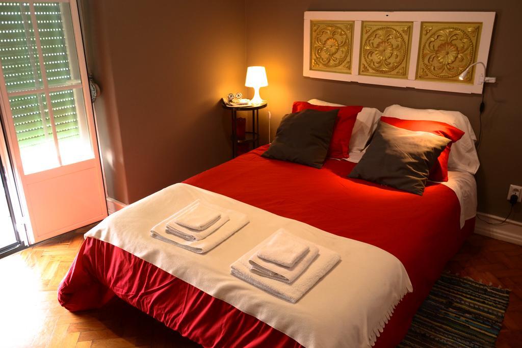 Alvalade II Airport Guest House Lisbon Ruang foto